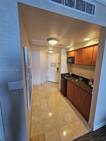 18001 Collins Avenue 2610, Sunny Isles Beach, FL 33160