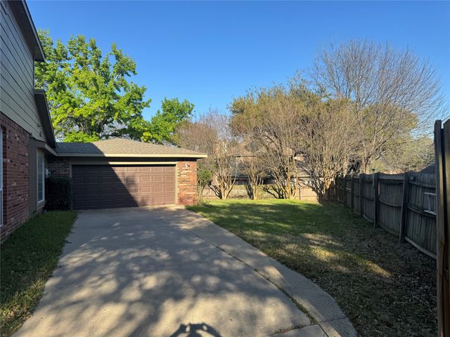 6010 Troon Circle, Garland, TX 75044