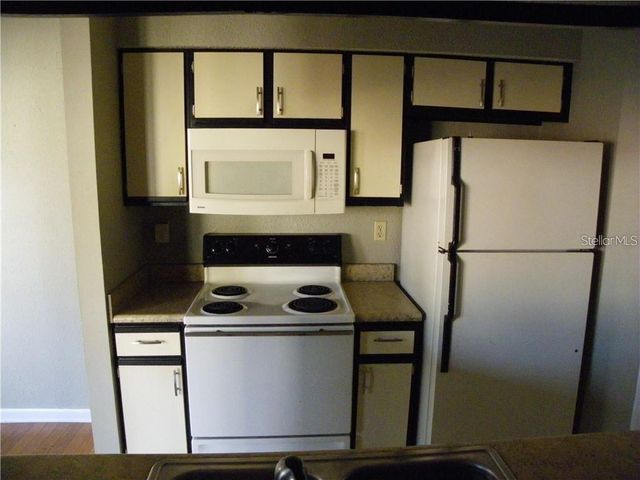 8722 MALLARD RESERVE DRIVE 204, Tampa, FL 33614