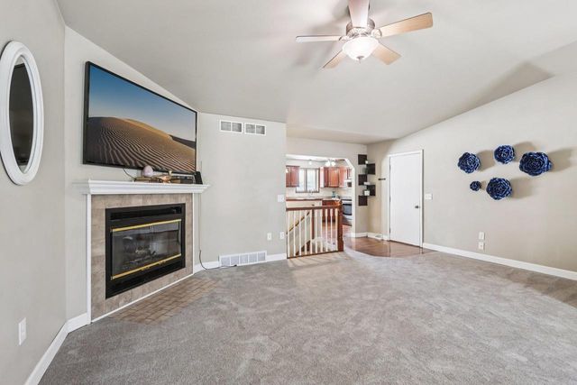 1008 Eric Lane, Waunakee, WI 53597