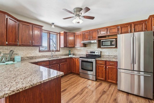 1008 Eric Lane, Waunakee, WI 53597