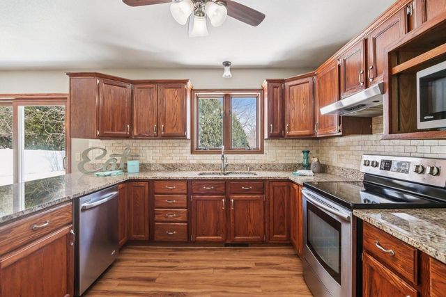 1008 Eric Lane, Waunakee, WI 53597