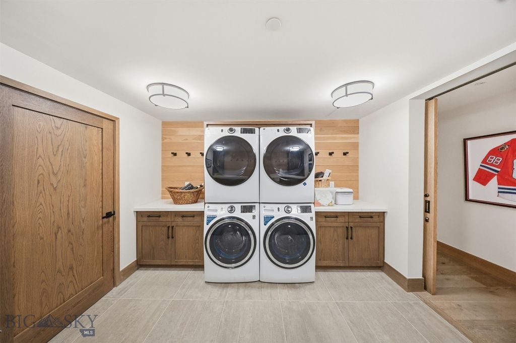 176 Martingale Fork 11, Big Sky, MT 59716 photo 34