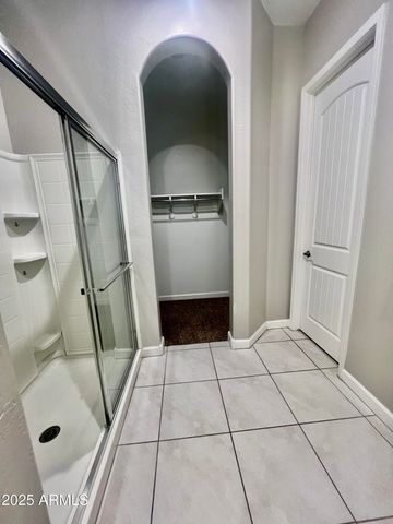 1367 S COUNTRY CLUB Drive 1153, Mesa, AZ 85210