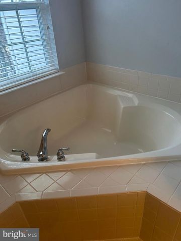 55 INKBERRY CIR, Gaithersburg, MD 20877