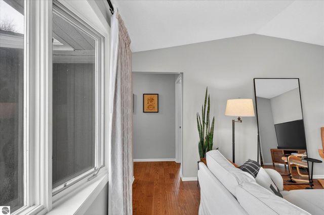 980 Glencoe Road, Alma, MI 48801