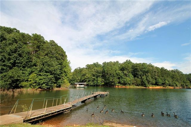 203 Snead Lane, Westminster, SC 29693