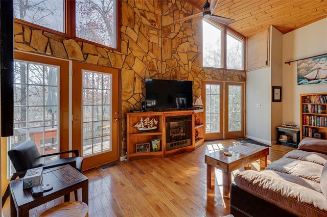 203 Snead Lane, Westminster, SC 29693