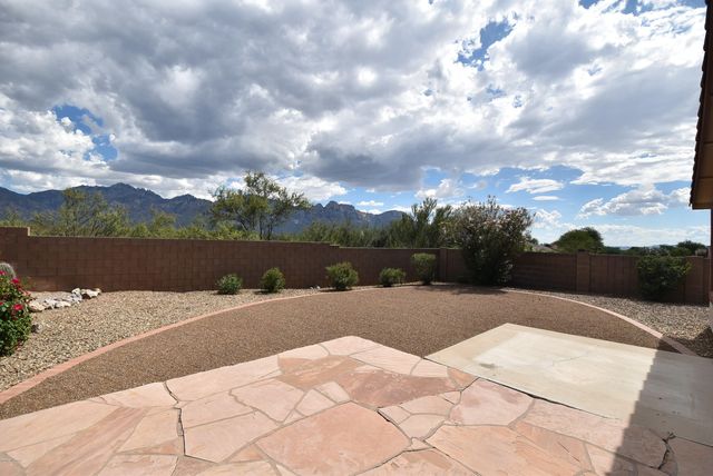 13456 N Wide View Drive, Oro Valley, AZ 85755