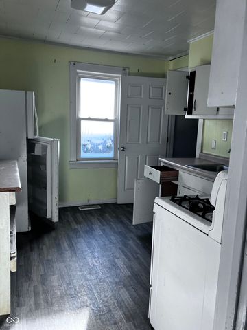 2114 S 18th Street, New Castle, IN 47362