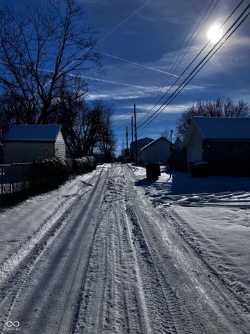 2114 S 18th Street, New Castle, IN 47362