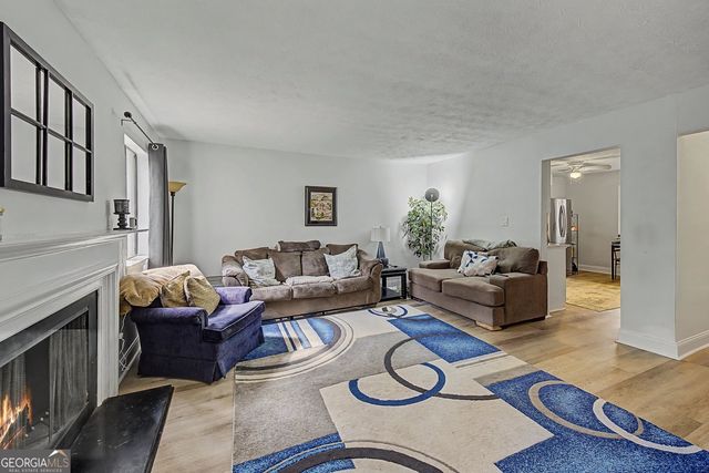 2911 Ironwood Road, Marietta, GA 30067