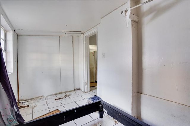 3212 56TH AVENUE N, St Petersburg, FL 33714