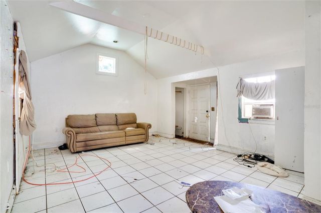 3212 56TH AVENUE N, St Petersburg, FL 33714