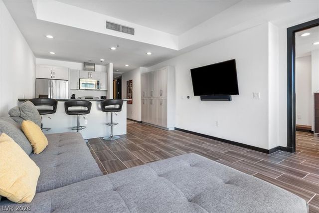 4575 Dean Martin Drive 505, Las Vegas, NV 89103