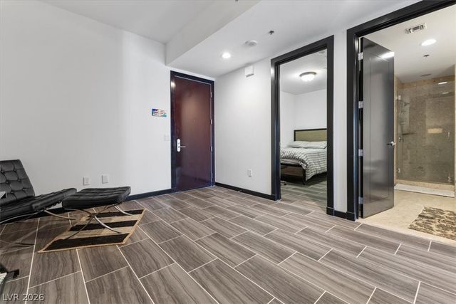 4575 Dean Martin Drive 505, Las Vegas, NV 89103