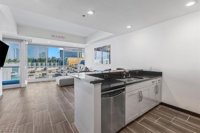 4575 Dean Martin Drive 505, Las Vegas, NV 89103