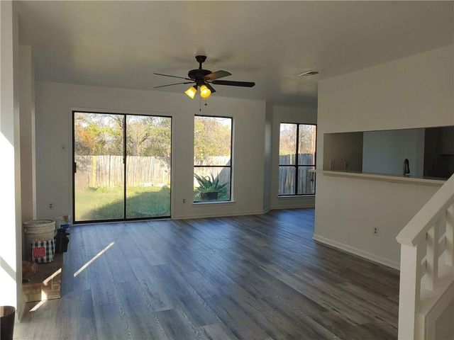 13353 Water Oak LN B, Austin, TX 78729