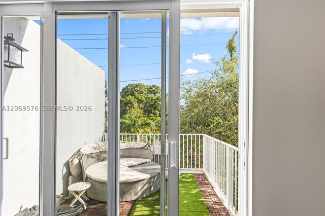 619 SW 17th St 619, Fort Lauderdale, FL 33315
