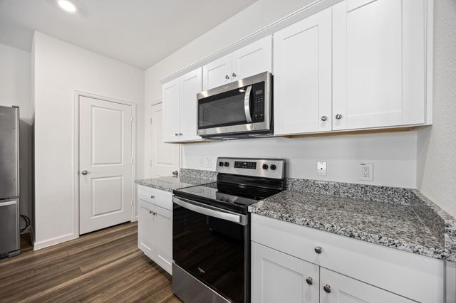 10143 California Lily Ln Lane, Houston, TX 77016