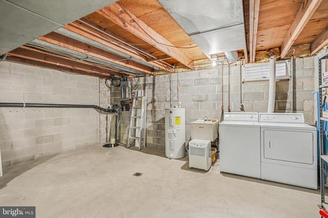 101 W VINE STREET, Shiremanstown, PA 17011