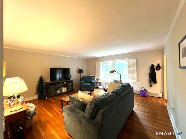 192 Park Street 4, New Canaan, CT 06840