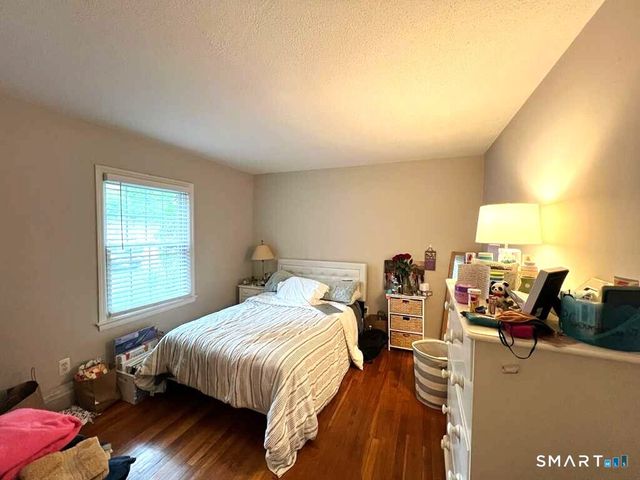 192 Park Street 4, New Canaan, CT 06840