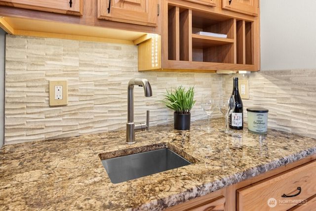 4184 327th Circle NE, Carnation, WA 98014