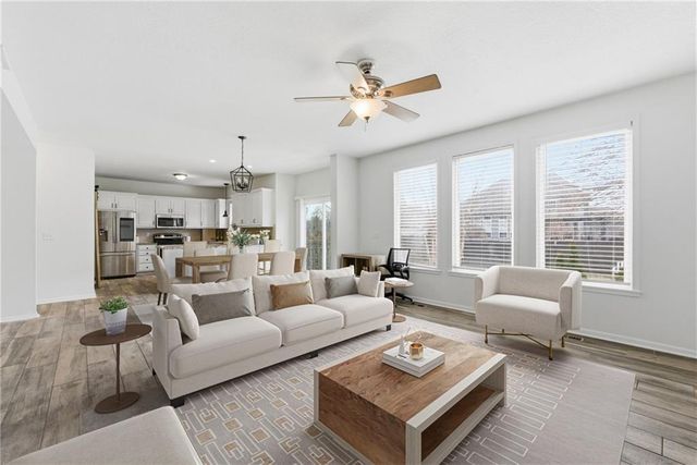 17927 W 158 Street, Olathe, KS 66062