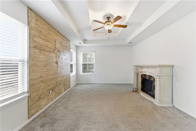 17927 W 158 Street, Olathe, KS 66062