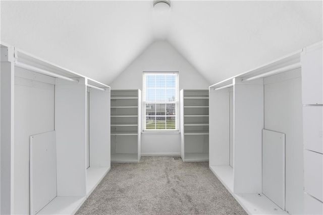 17927 W 158 Street, Olathe, KS 66062