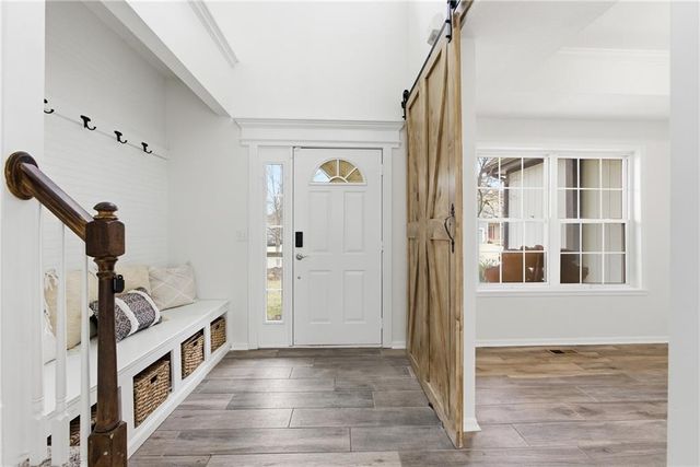 17927 W 158 Street, Olathe, KS 66062