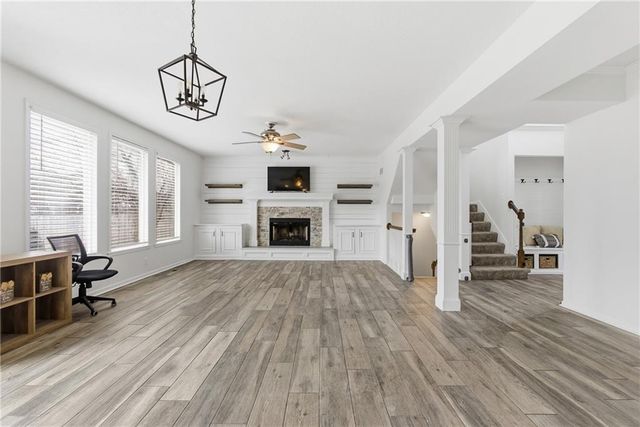 17927 W 158 Street, Olathe, KS 66062