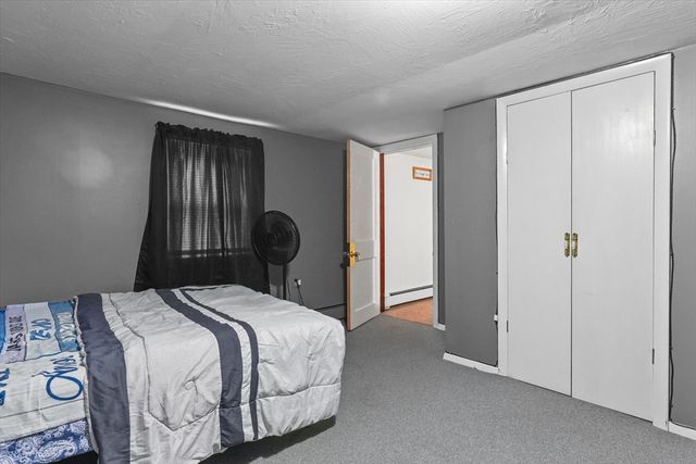 28 Lennon St, Gardner, MA 01440