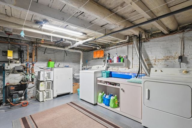 28 Lennon St, Gardner, MA 01440