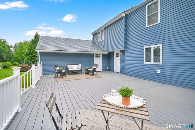 30 Avondale Road, West Hartford, CT 06117