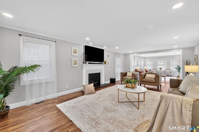 30 Avondale Road, West Hartford, CT 06117