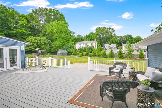 30 Avondale Road, West Hartford, CT 06117