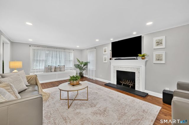 30 Avondale Road, West Hartford, CT 06117