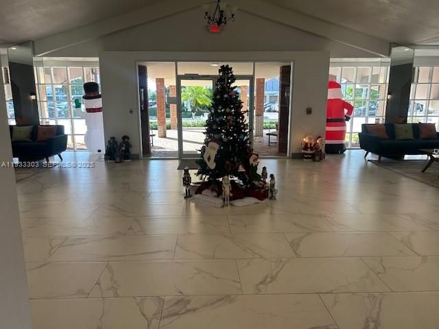 1001 91st St 408, Bay Harbor Islands, FL 33154