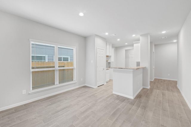 526 Emerald Thicket Lane, Huffman, TX 77336