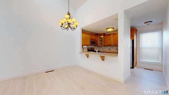 10 Glenview Drive 10, Cromwell, CT 06416