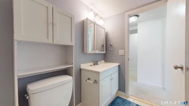 10 Glenview Drive 10, Cromwell, CT 06416