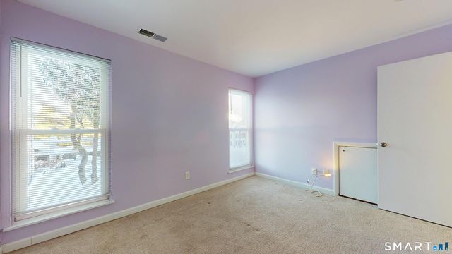 10 Glenview Drive 10, Cromwell, CT 06416