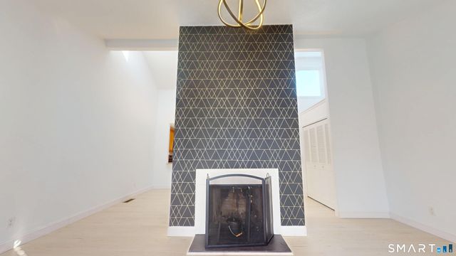 10 Glenview Drive 10, Cromwell, CT 06416