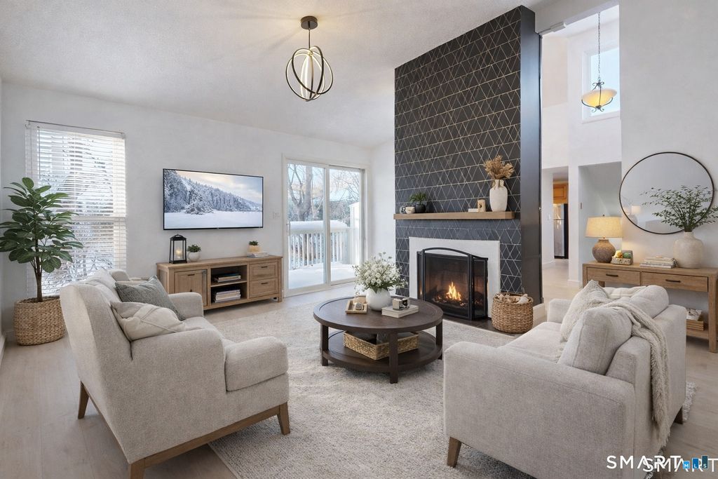 10 Glenview Drive 10, Cromwell, CT 06416