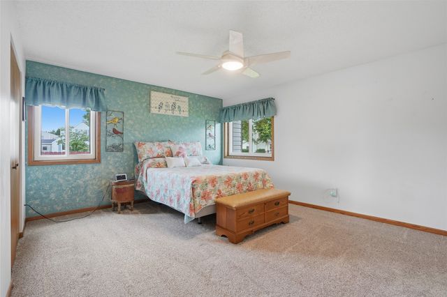 398 Sierra Trace, Coralville, IA 52241