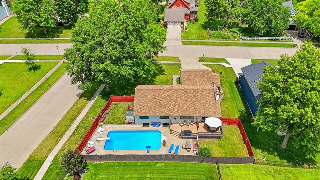 398 Sierra Trace, Coralville, IA 52241
