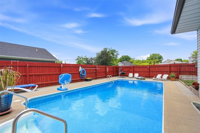 398 Sierra Trace, Coralville, IA 52241