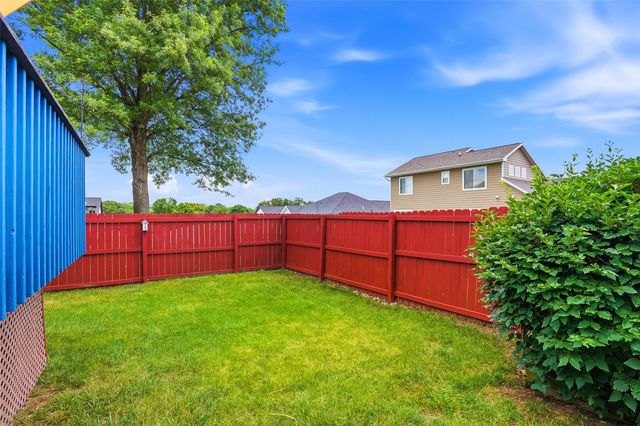 398 Sierra Trace, Coralville, IA 52241